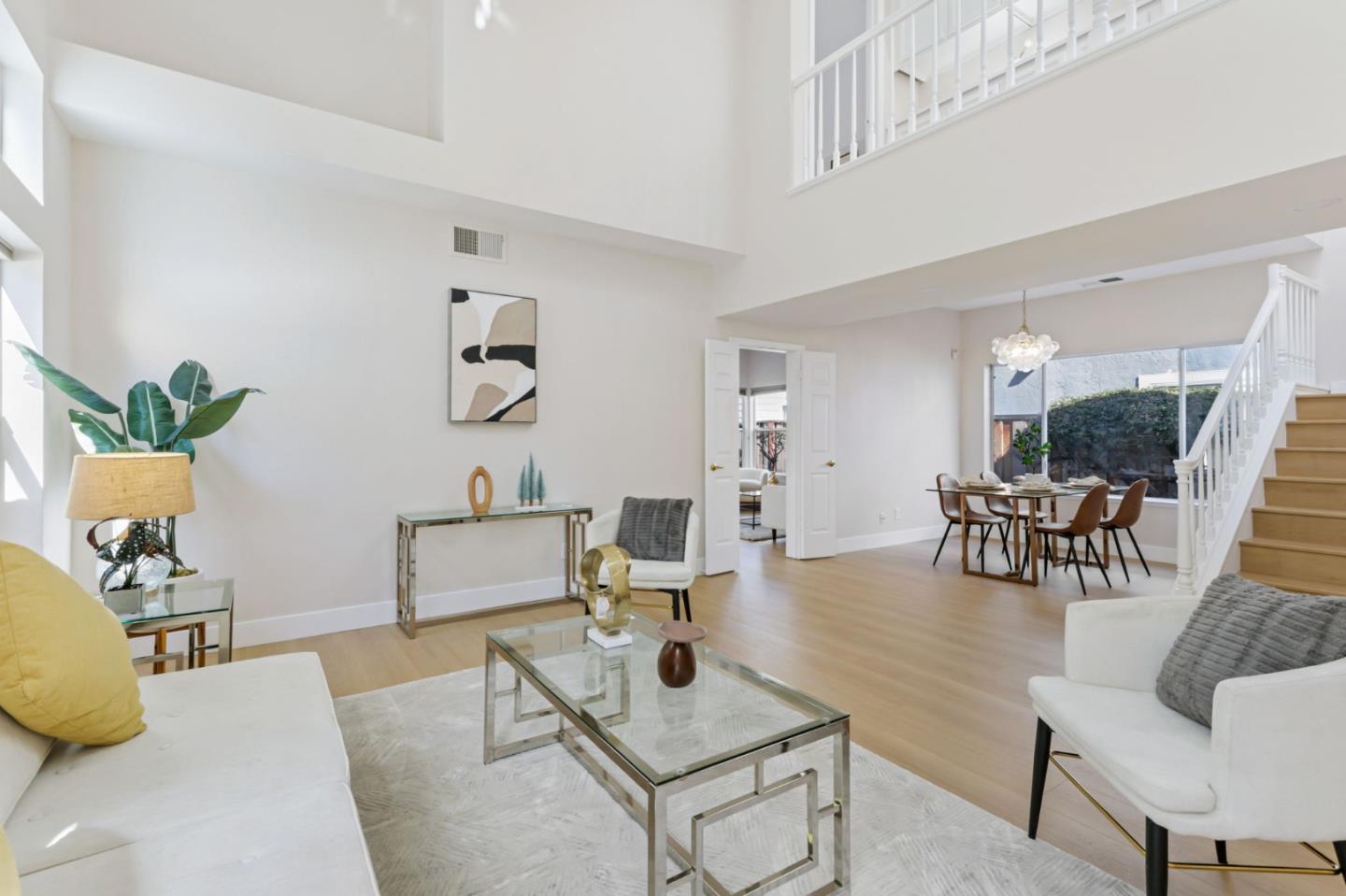 33283 Sunriver Common
