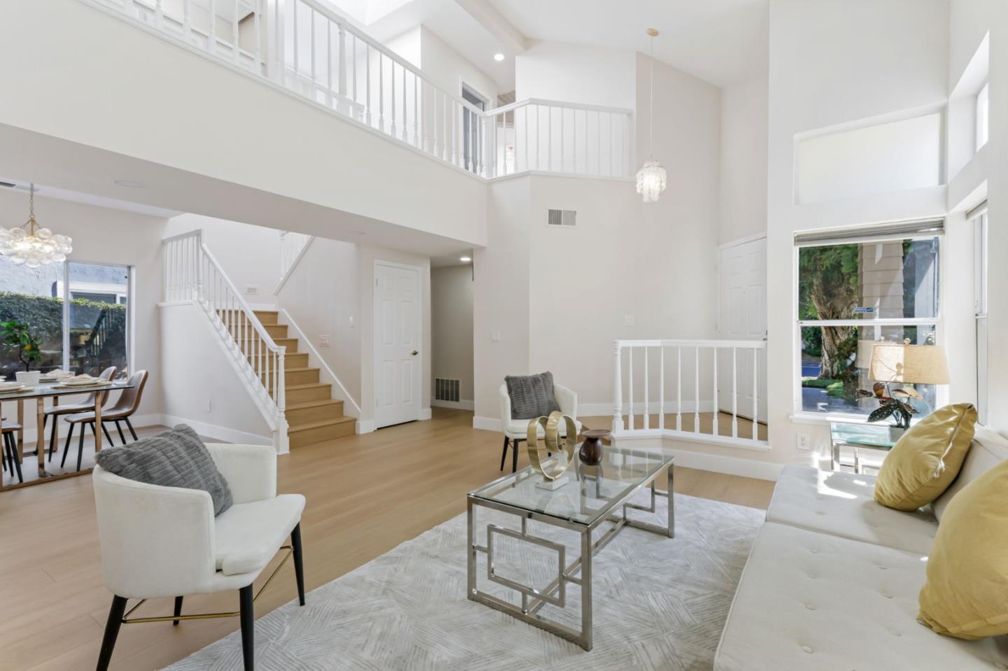 33283 Sunriver Common