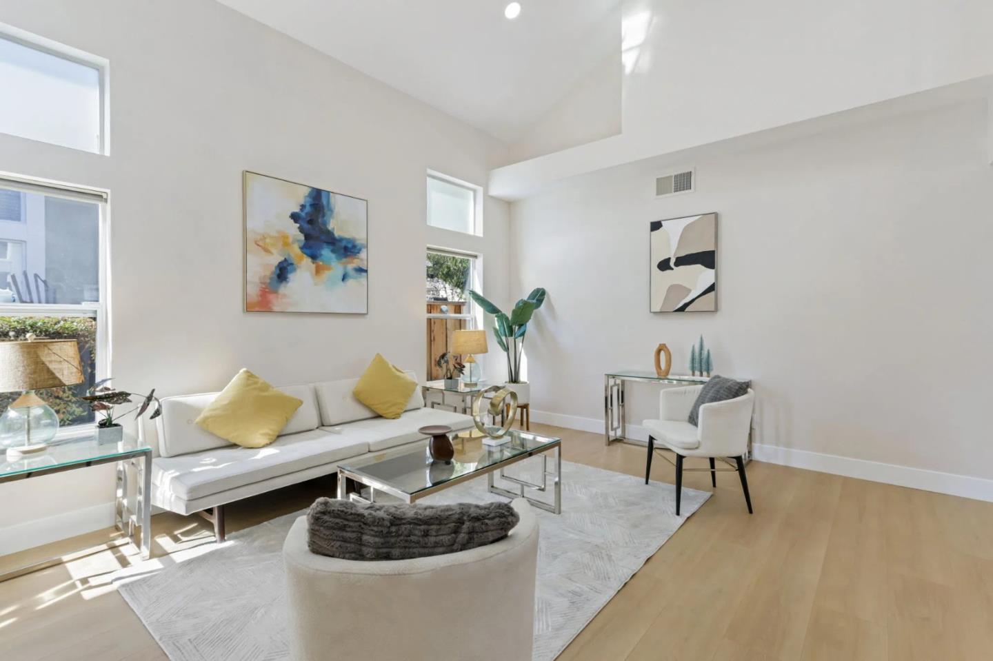 33283 Sunriver Common