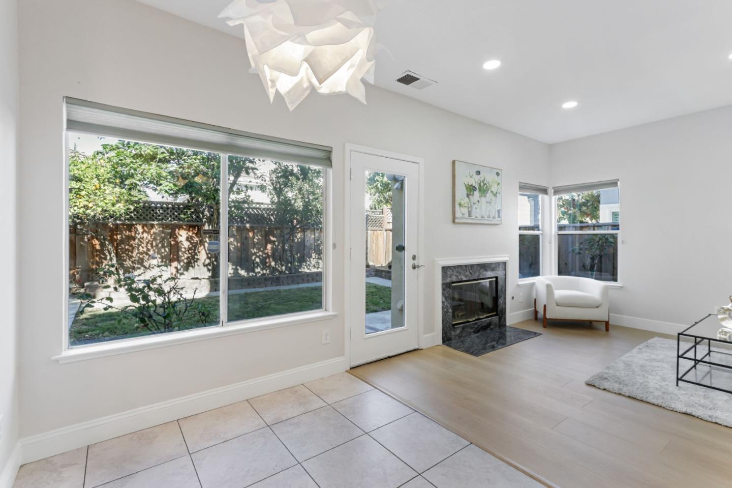 33283 Sunriver Common