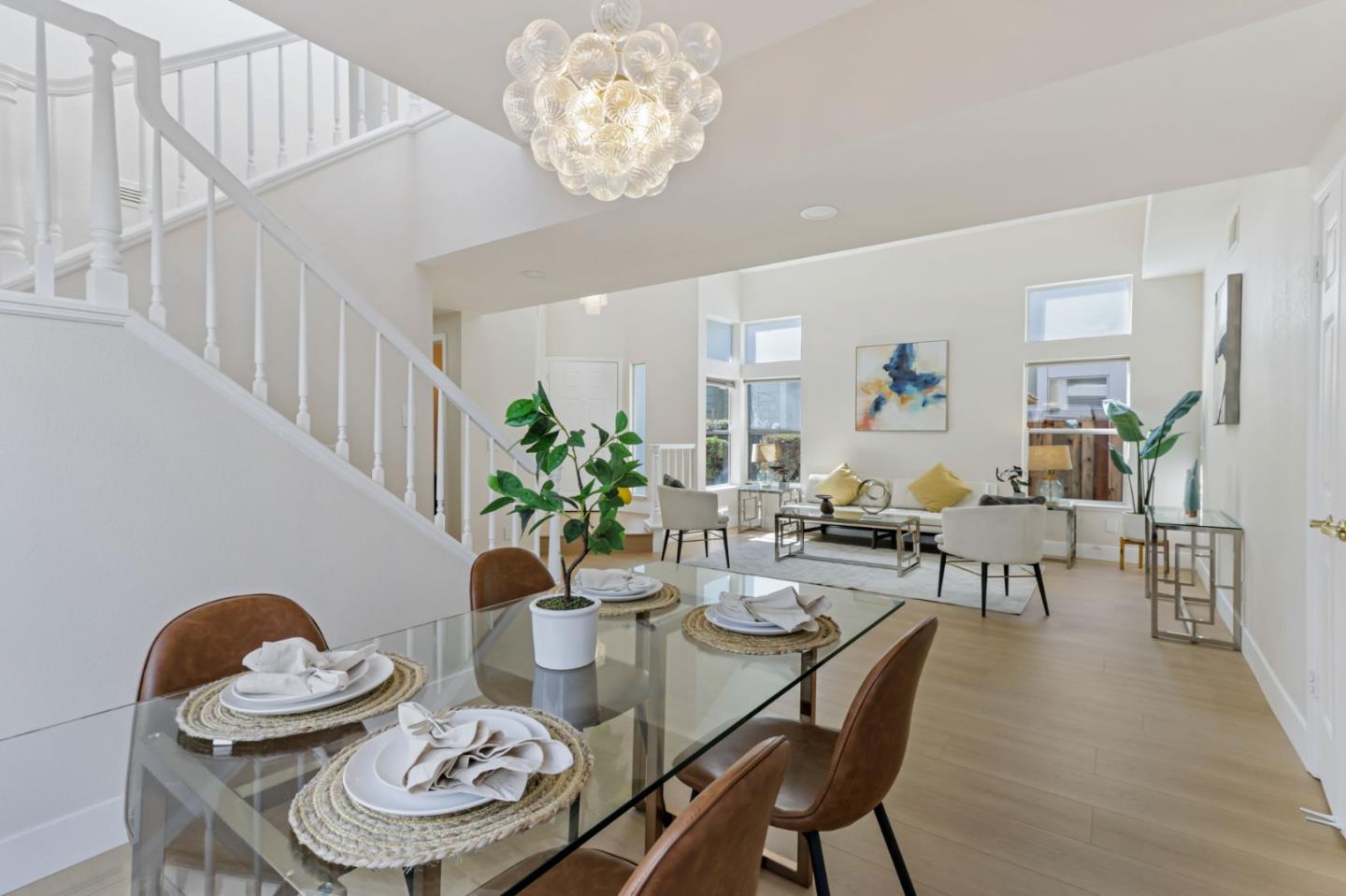 33283 Sunriver Common