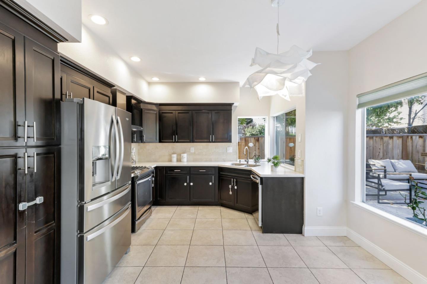 33283 Sunriver Common