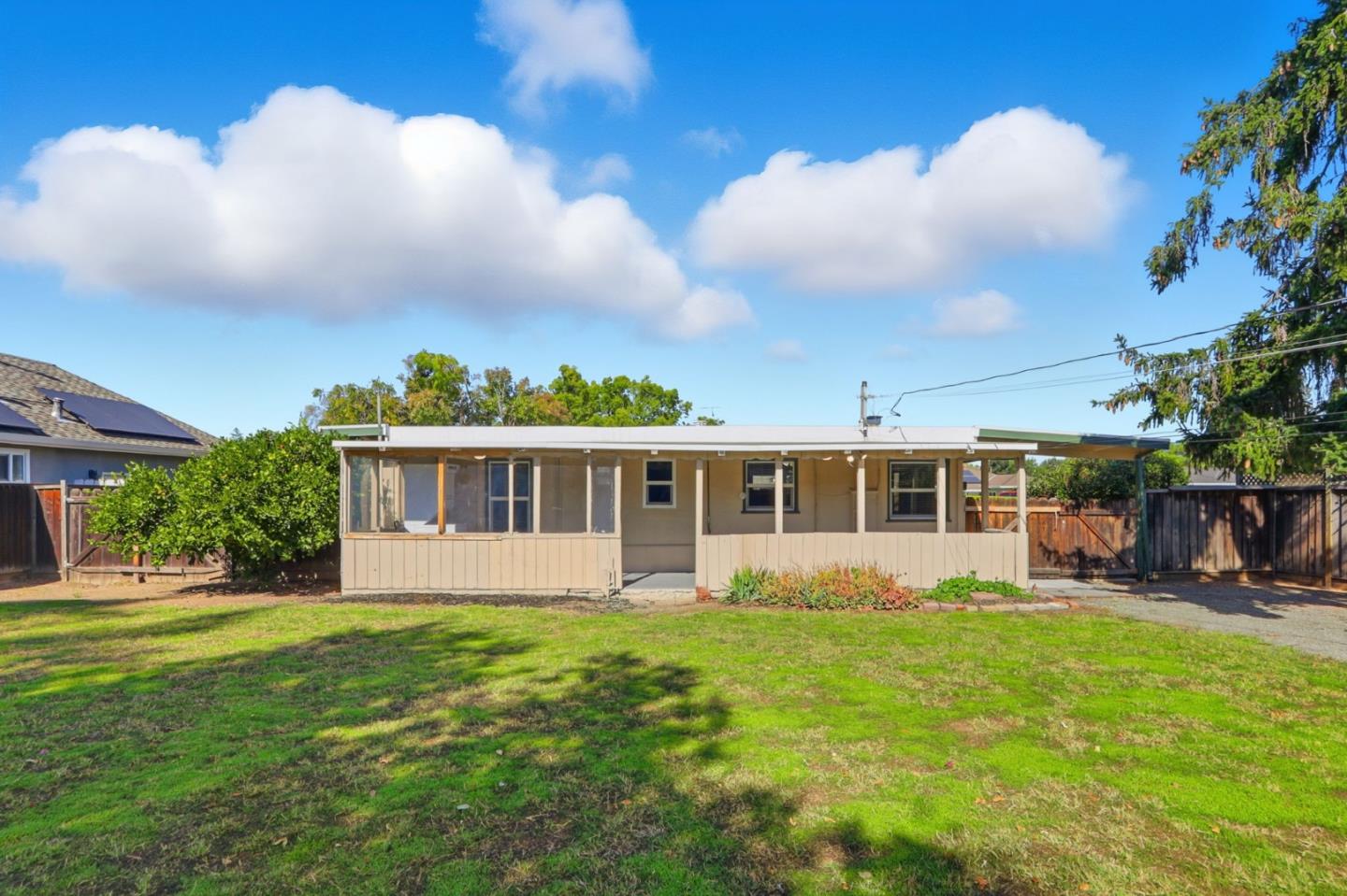 3216 Bluebird Drive