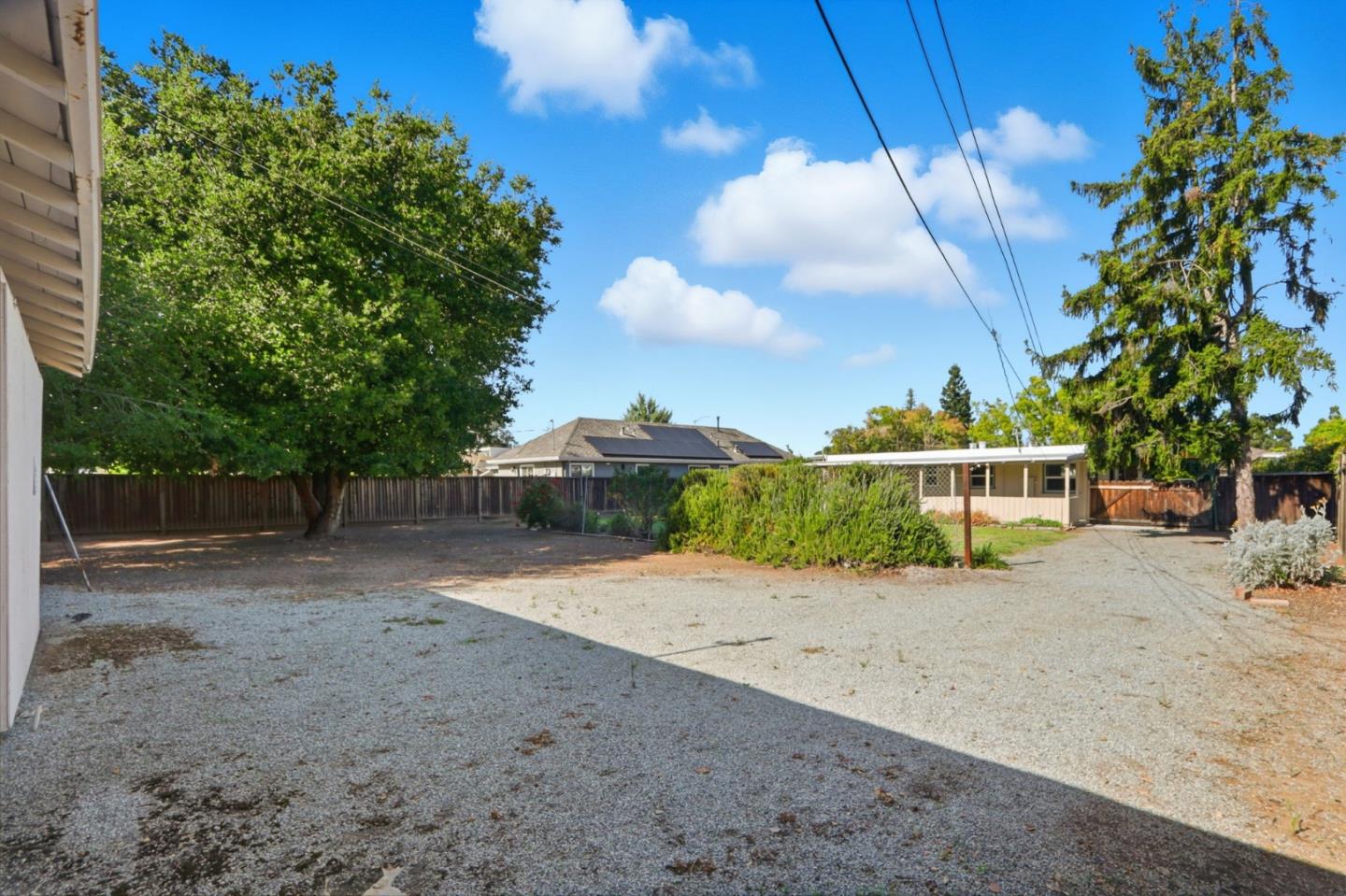 3216 Bluebird Drive