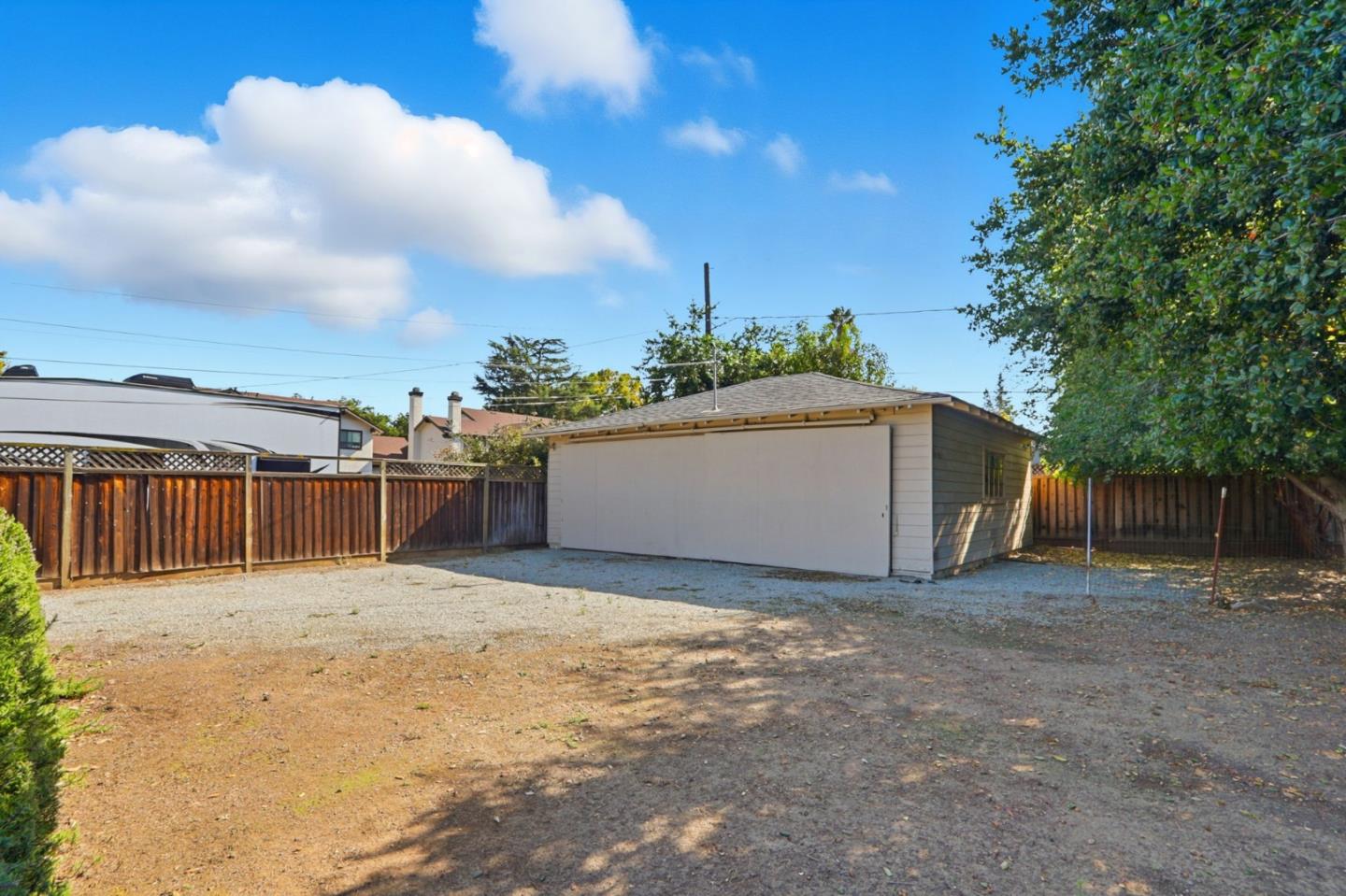 3216 Bluebird Drive