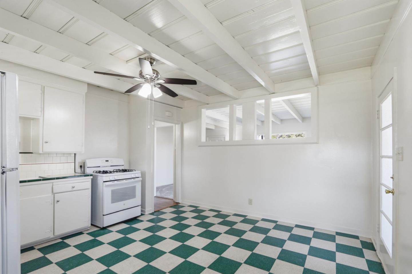 3216 Bluebird Drive