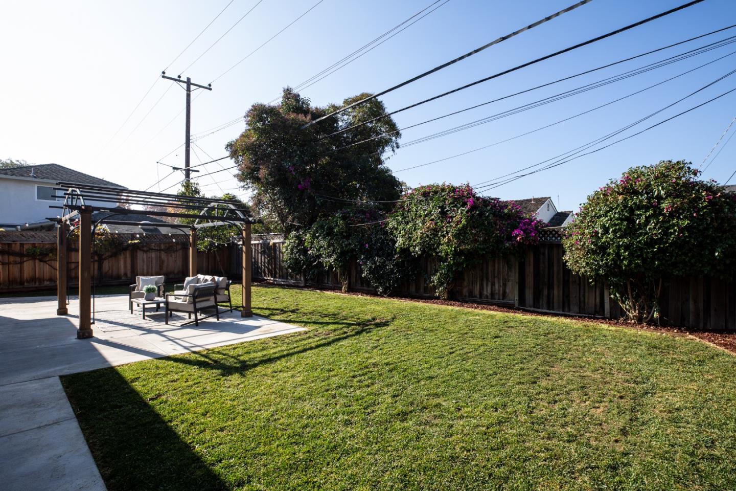 2381 Rosita Avenue