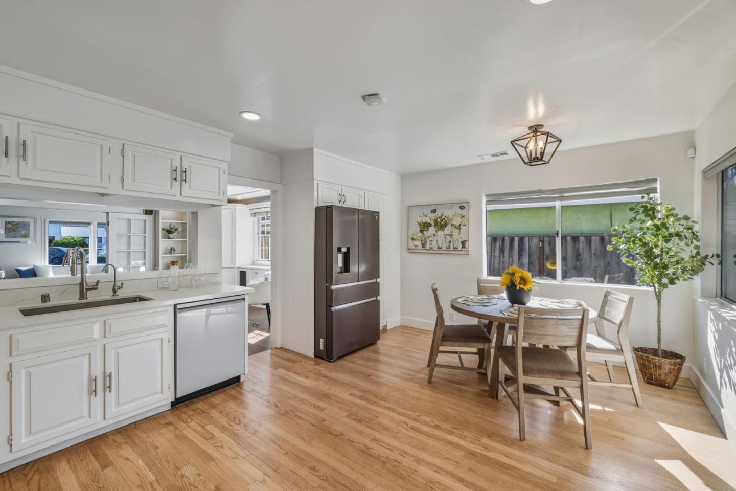 1525 Mckendrie Street