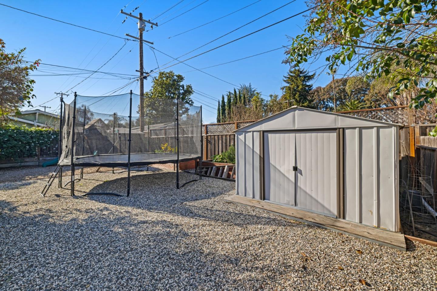 1525 Mckendrie Street