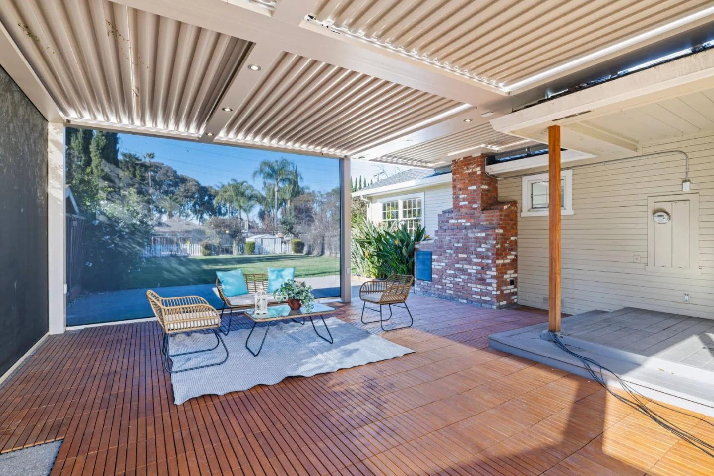 1525 Mckendrie Street