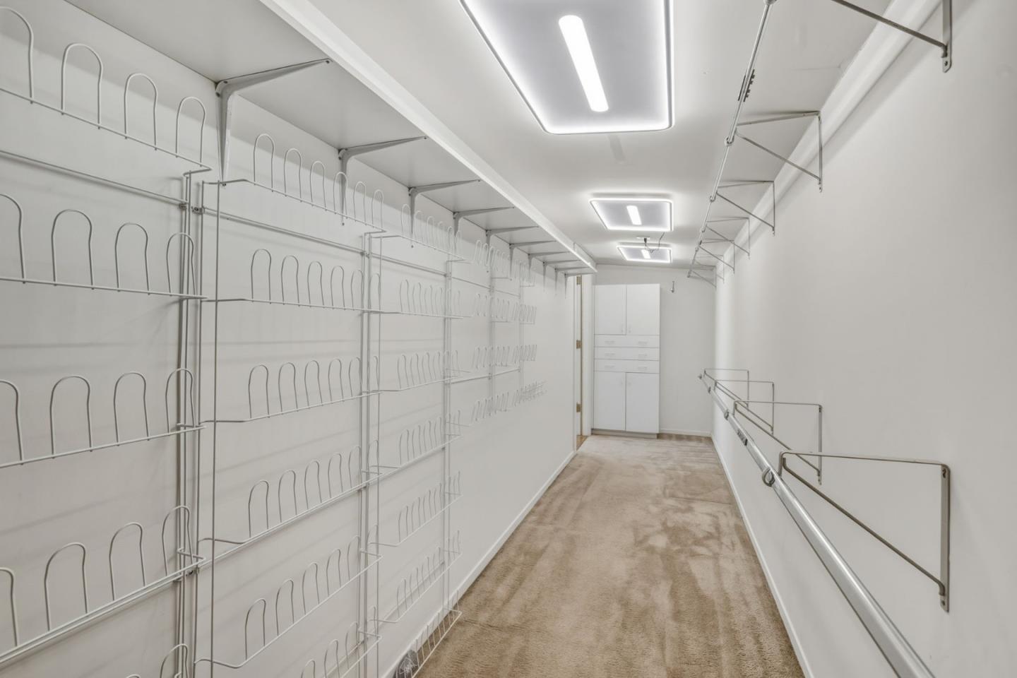 1525 Mckendrie Street