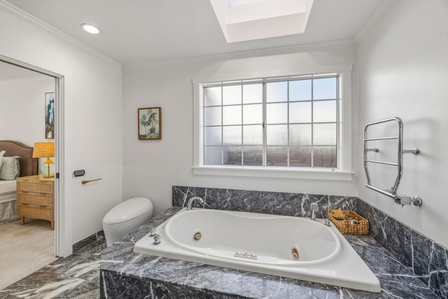 1525 Mckendrie Street