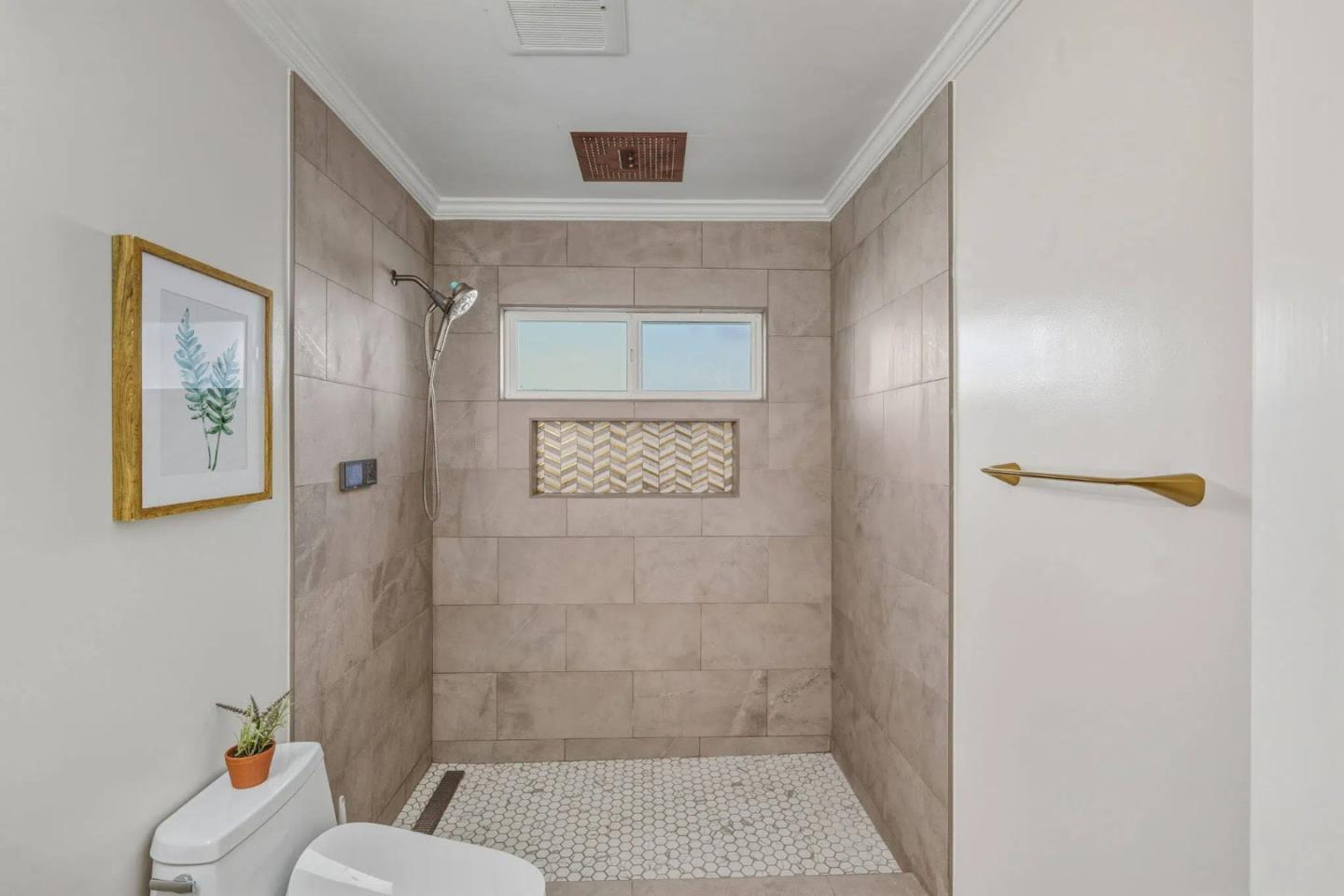 1525 Mckendrie Street