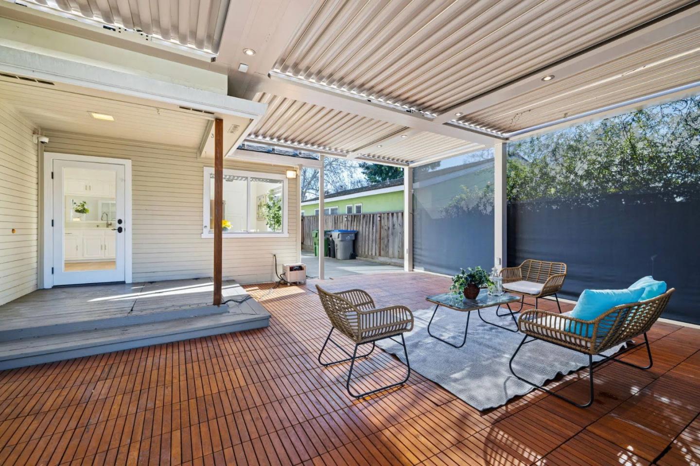 1525 Mckendrie Street