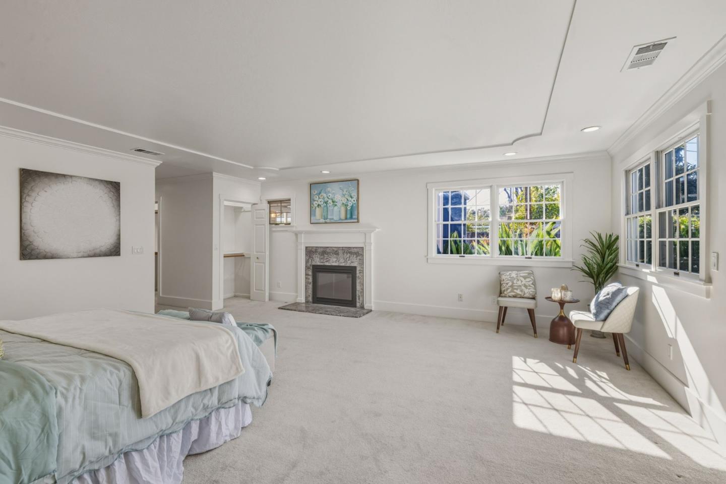 1525 Mckendrie Street