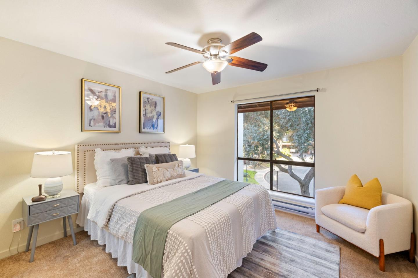 38616 COUNTRY Common