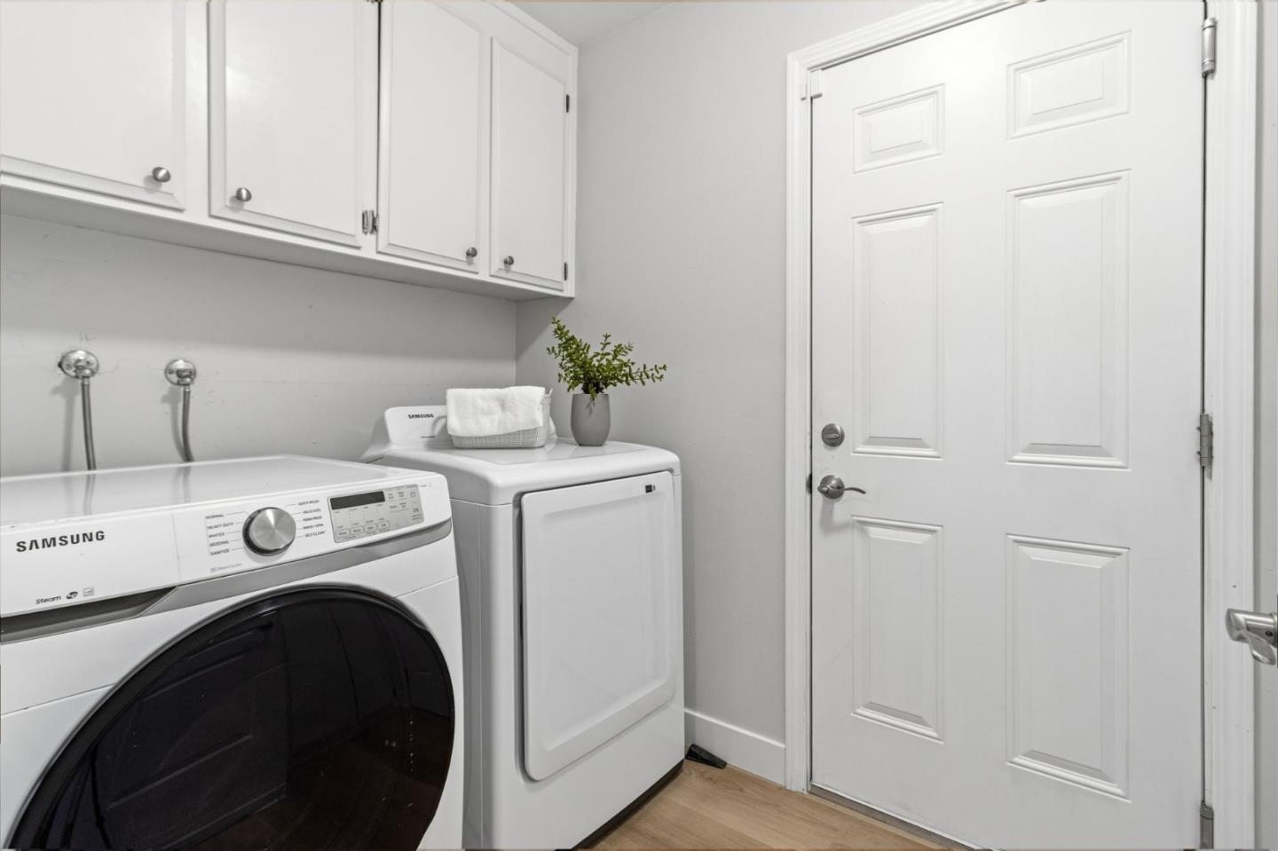 450 Stratford Park Court