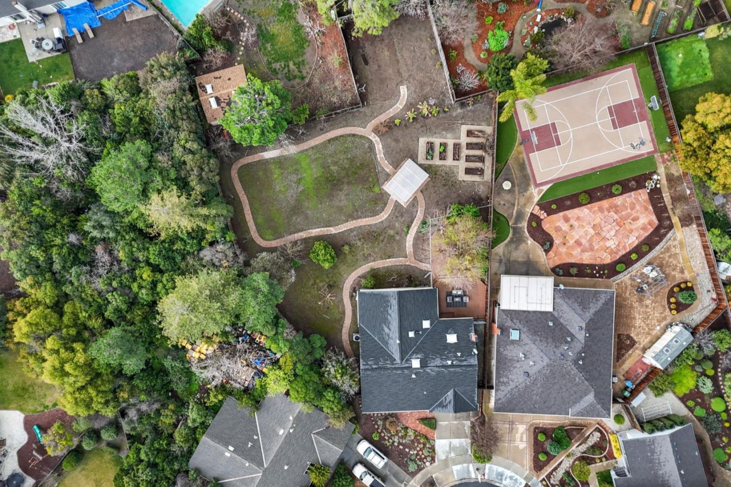 450 Stratford Park Court