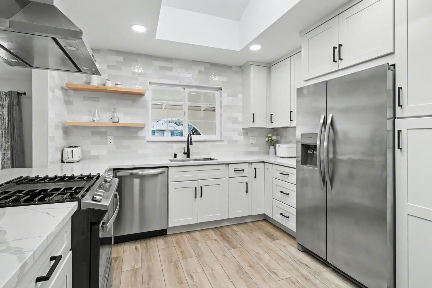 3950 Hamilton Park Drive