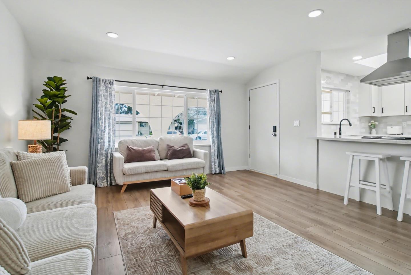 3950 Hamilton Park Drive