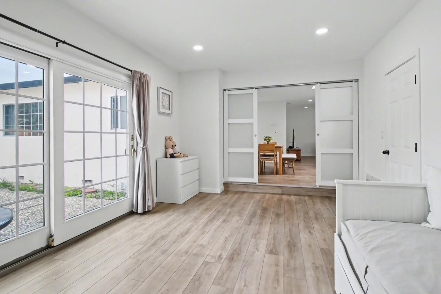 3950 Hamilton Park Drive