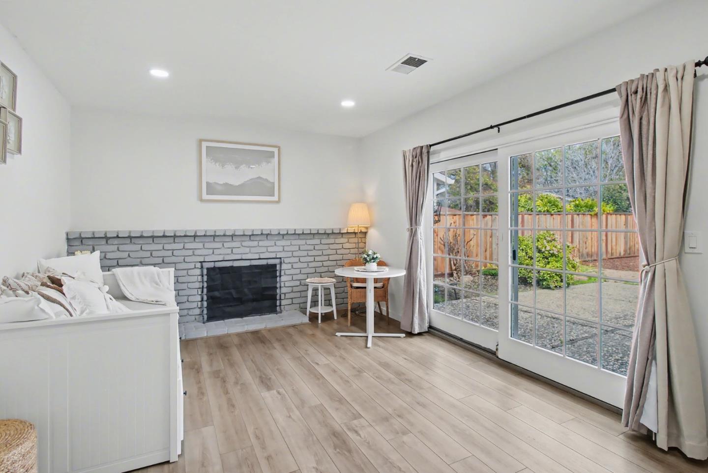 3950 Hamilton Park Drive