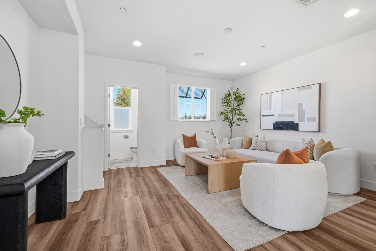 37616 Pimento Common