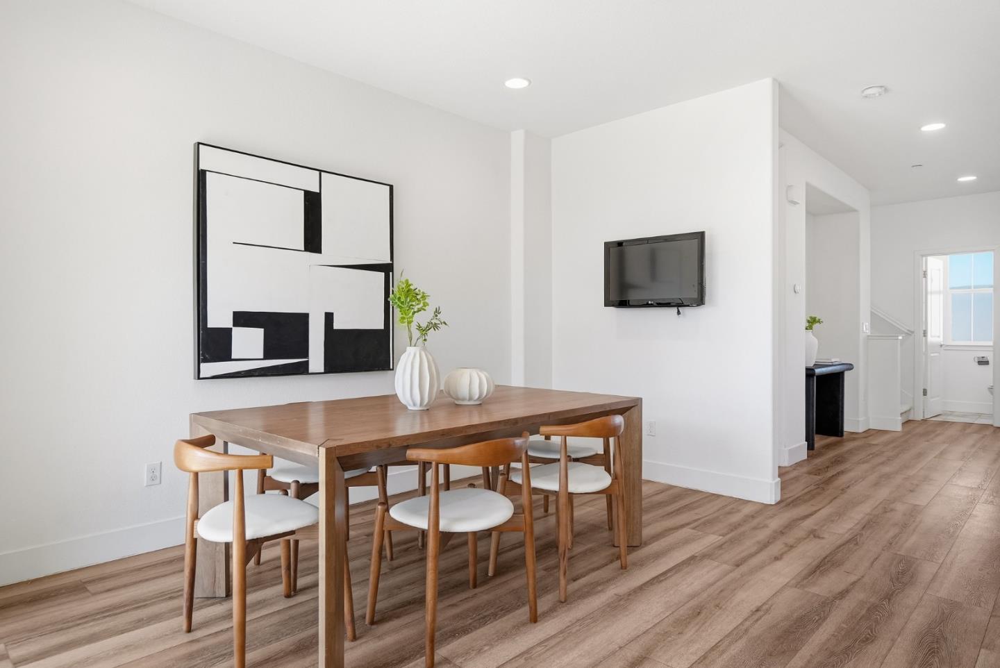 37616 Pimento Common