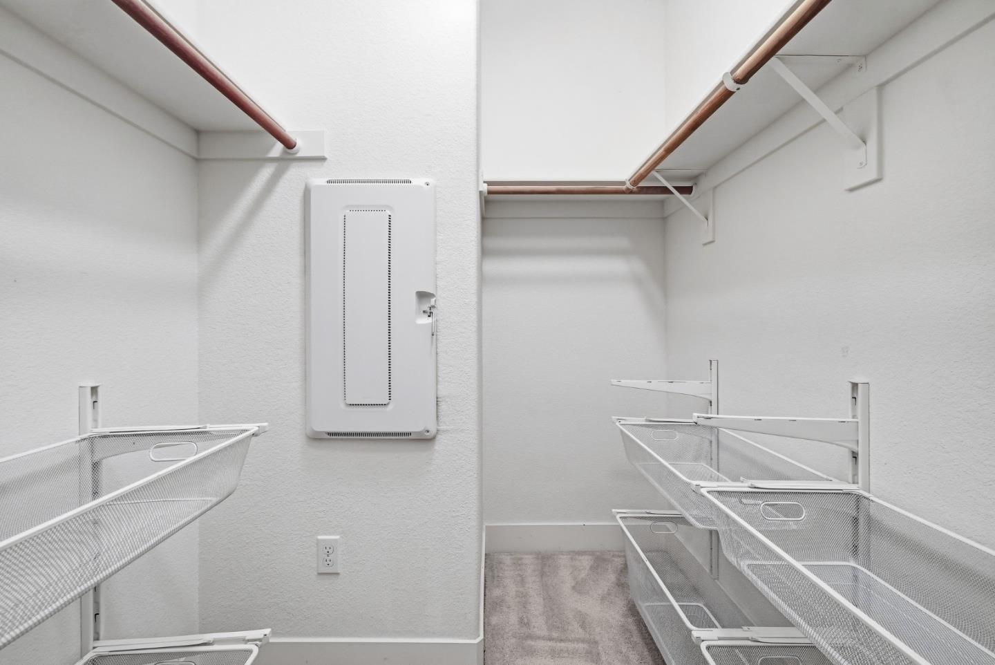 37616 Pimento Common