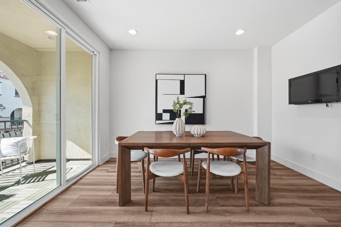 37616 Pimento Common