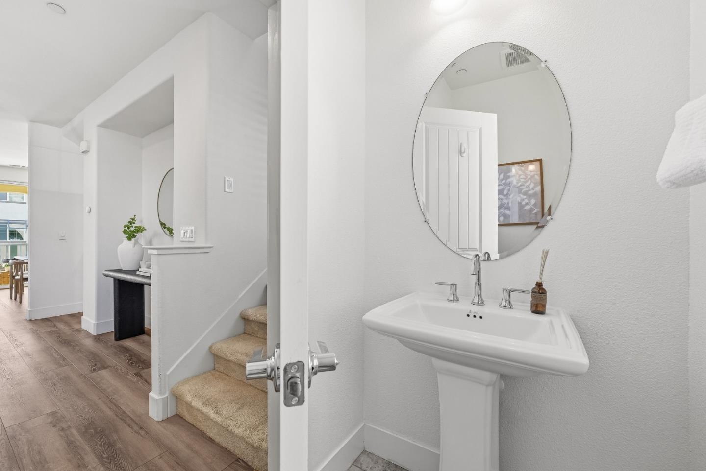 37616 Pimento Common