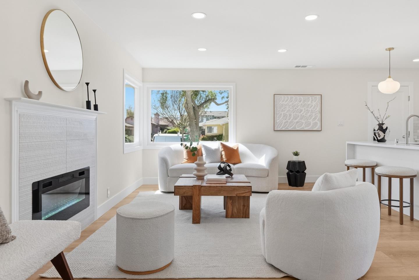 2177 Santa Cruz Avenue