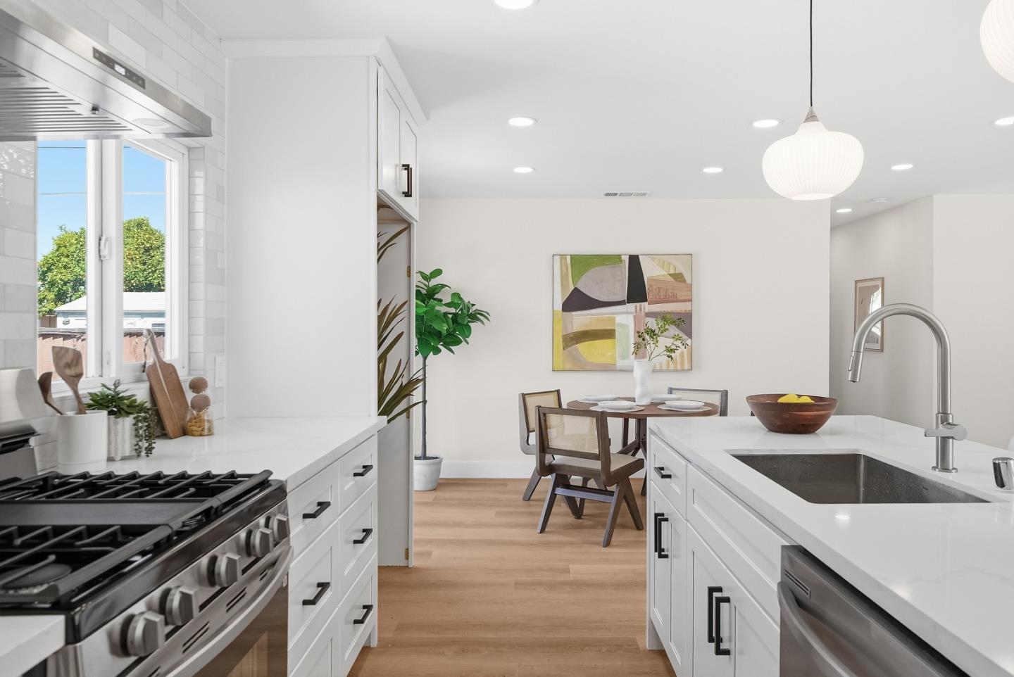 2177 Santa Cruz Avenue