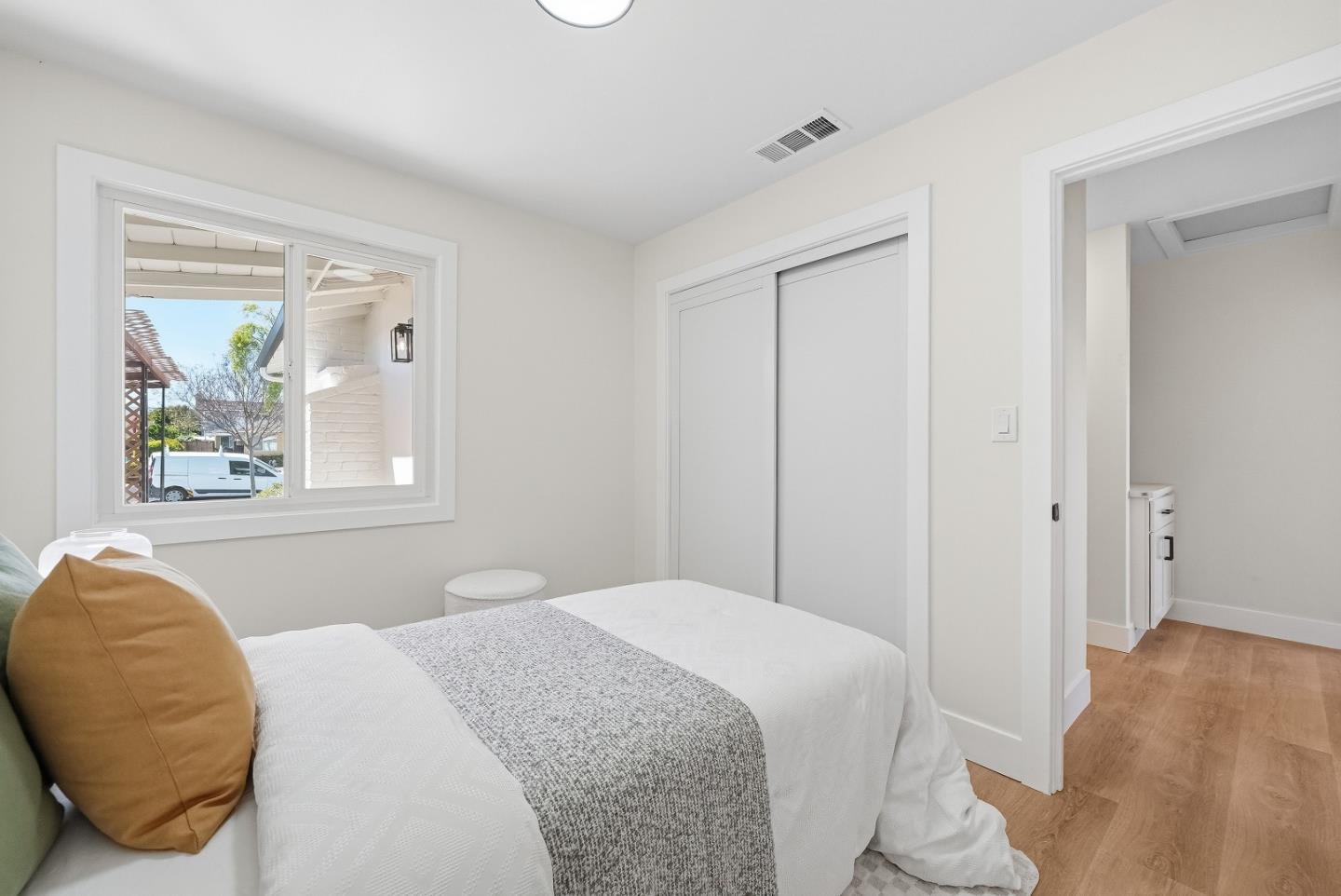 2177 Santa Cruz Avenue