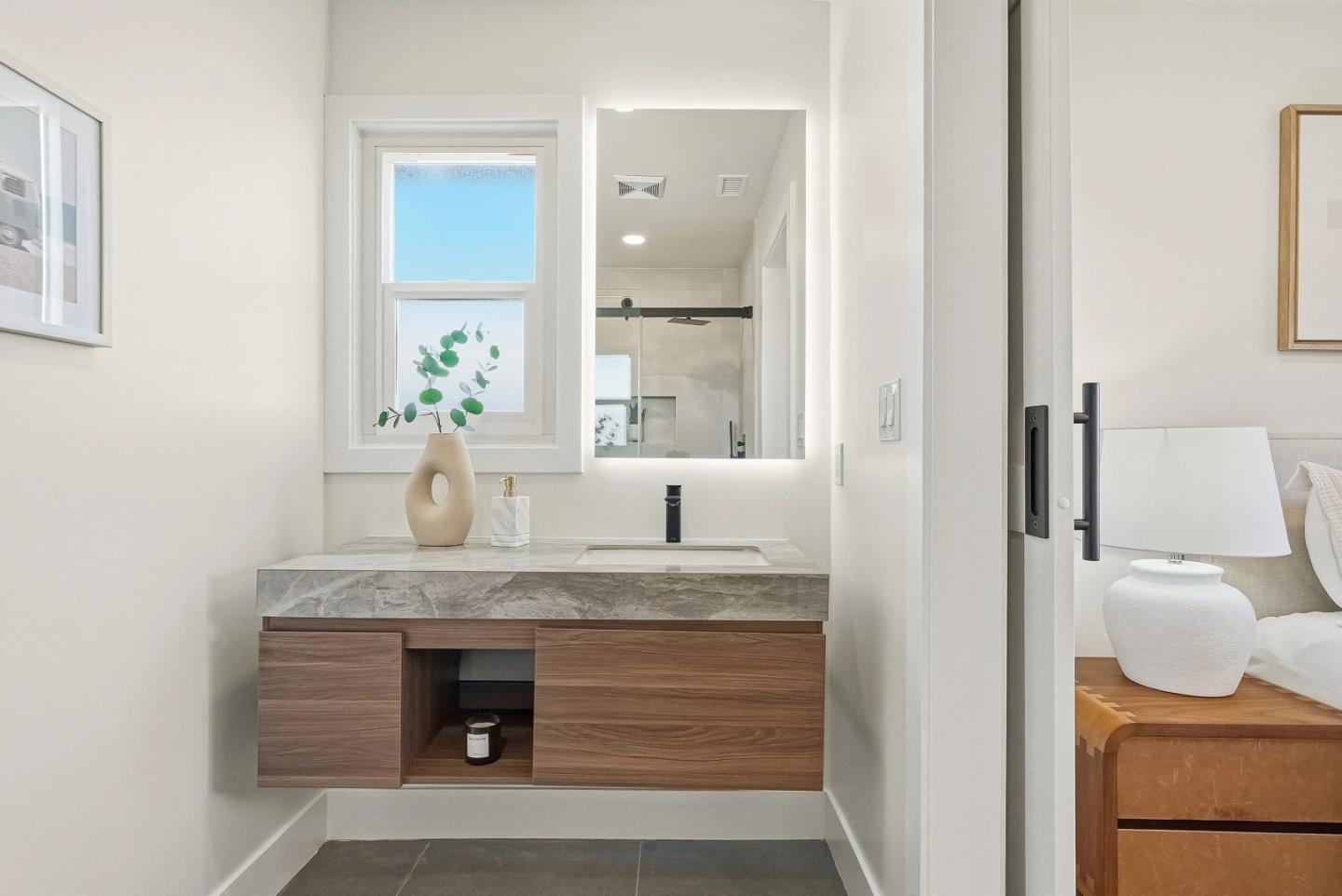 2177 Santa Cruz Avenue