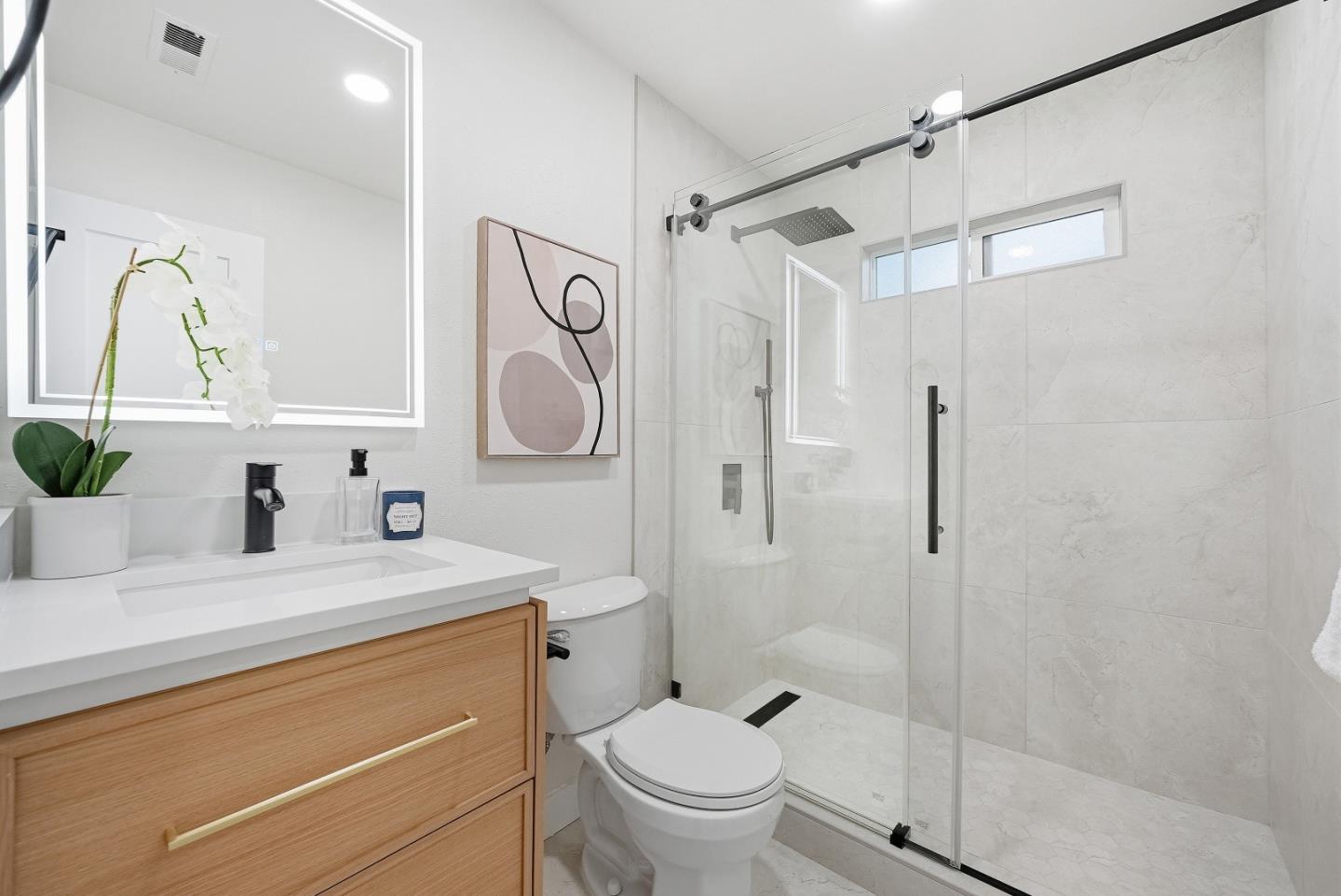 43252 Lindenwood Street