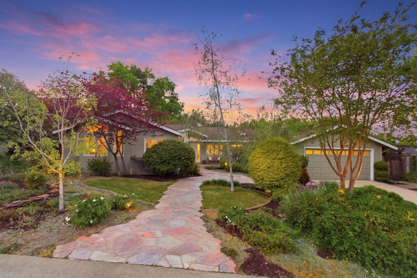 1037 Yorkshire Drive
