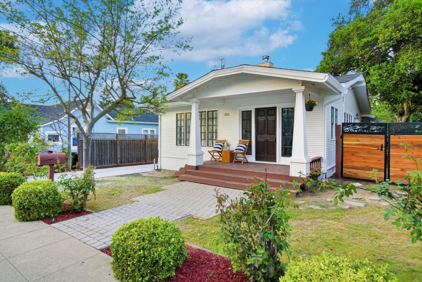 321 Johnson Avenue