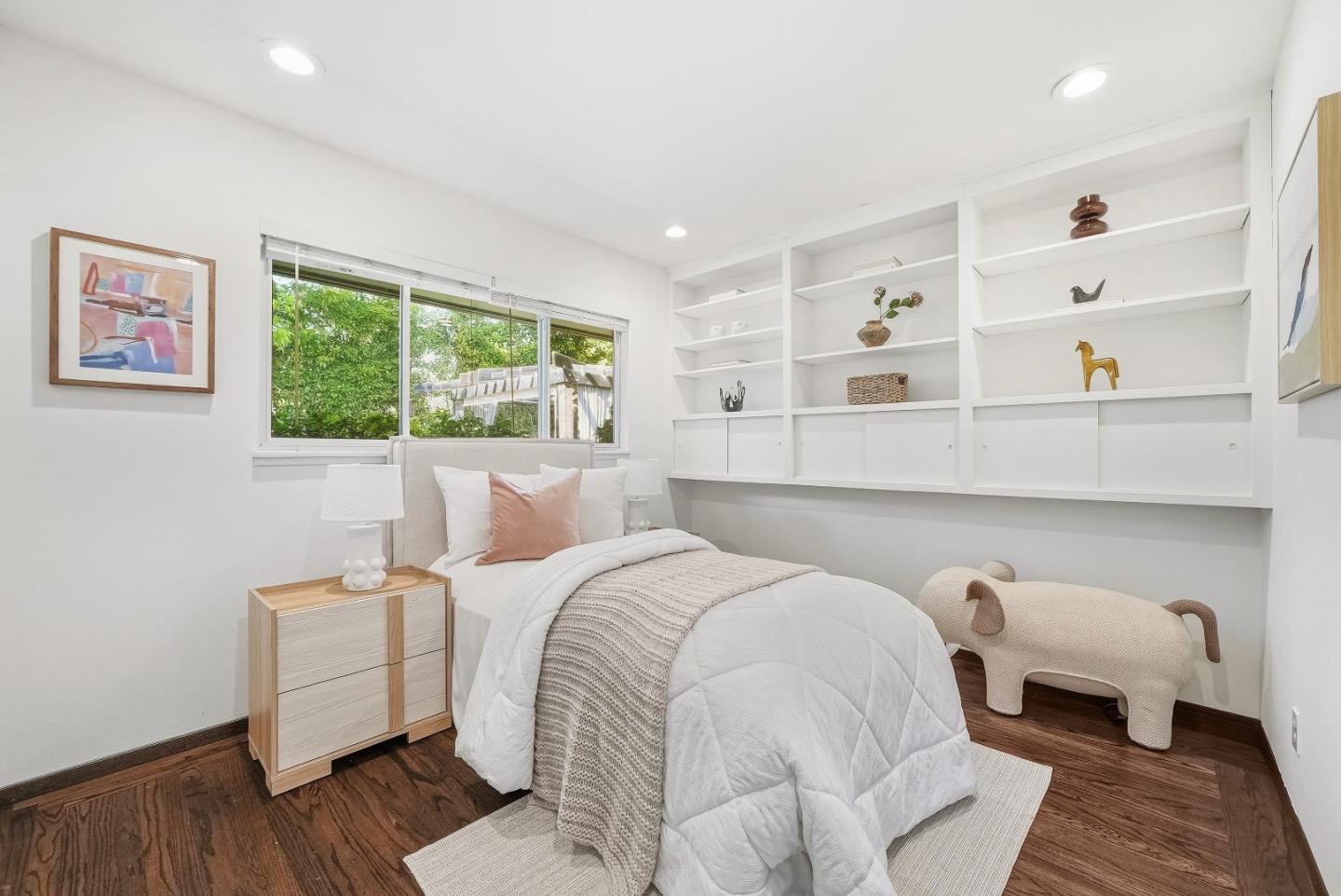 330 Hillview Drive