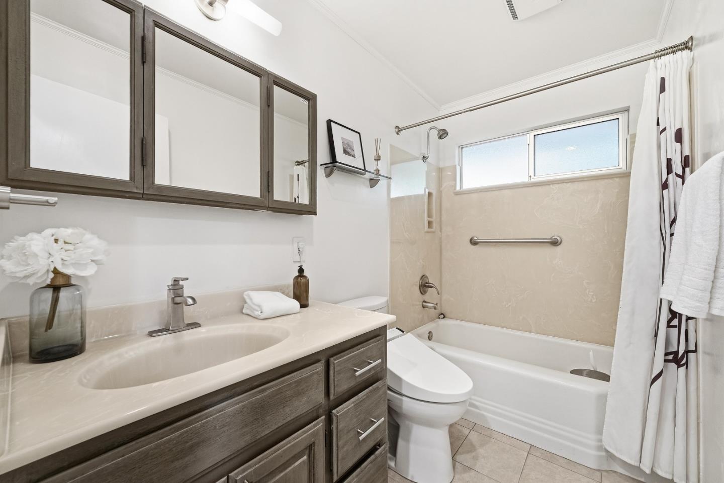 330 Hillview Drive