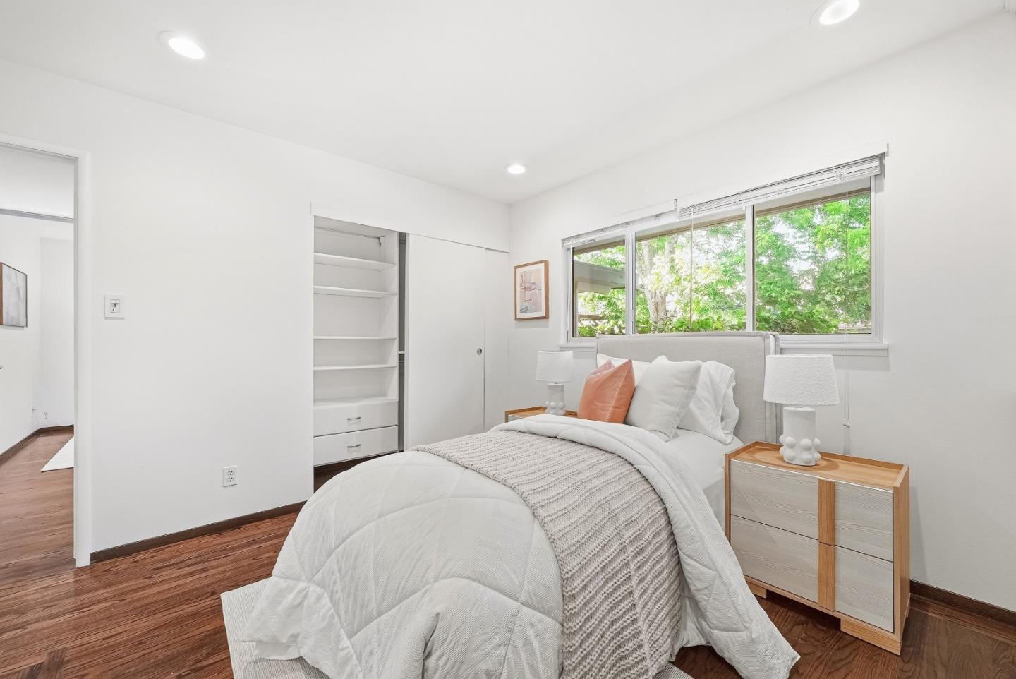 330 Hillview Drive