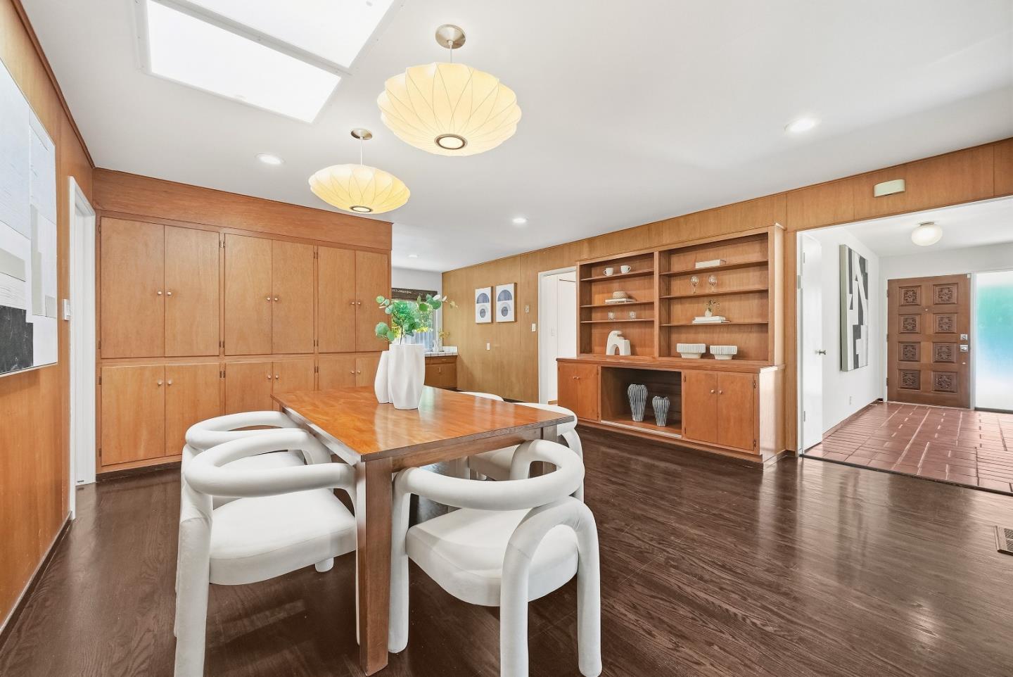 330 Hillview Drive