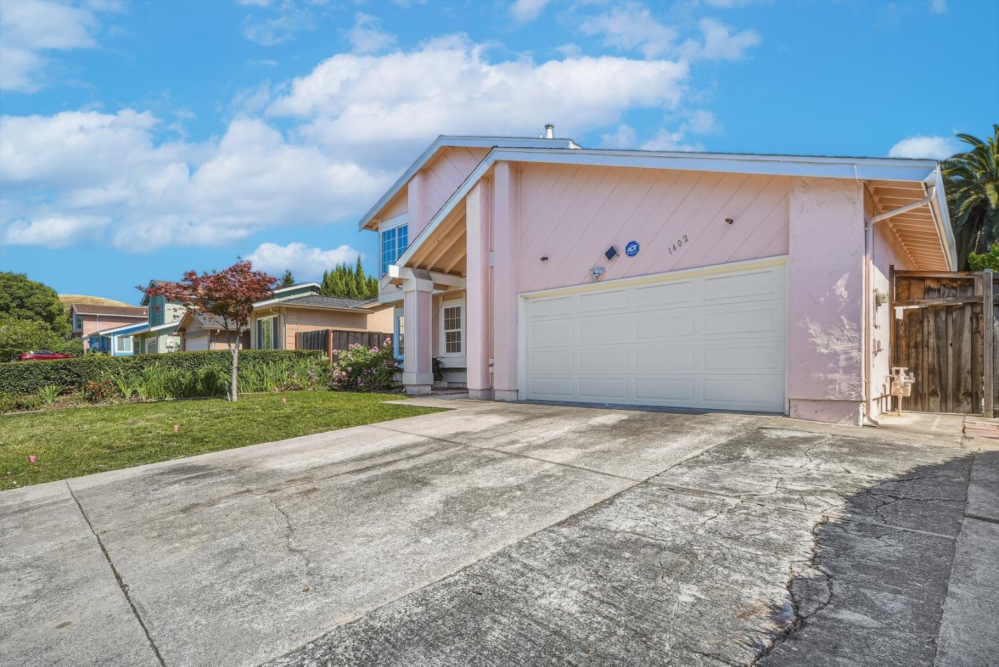 1402 Stemel Way