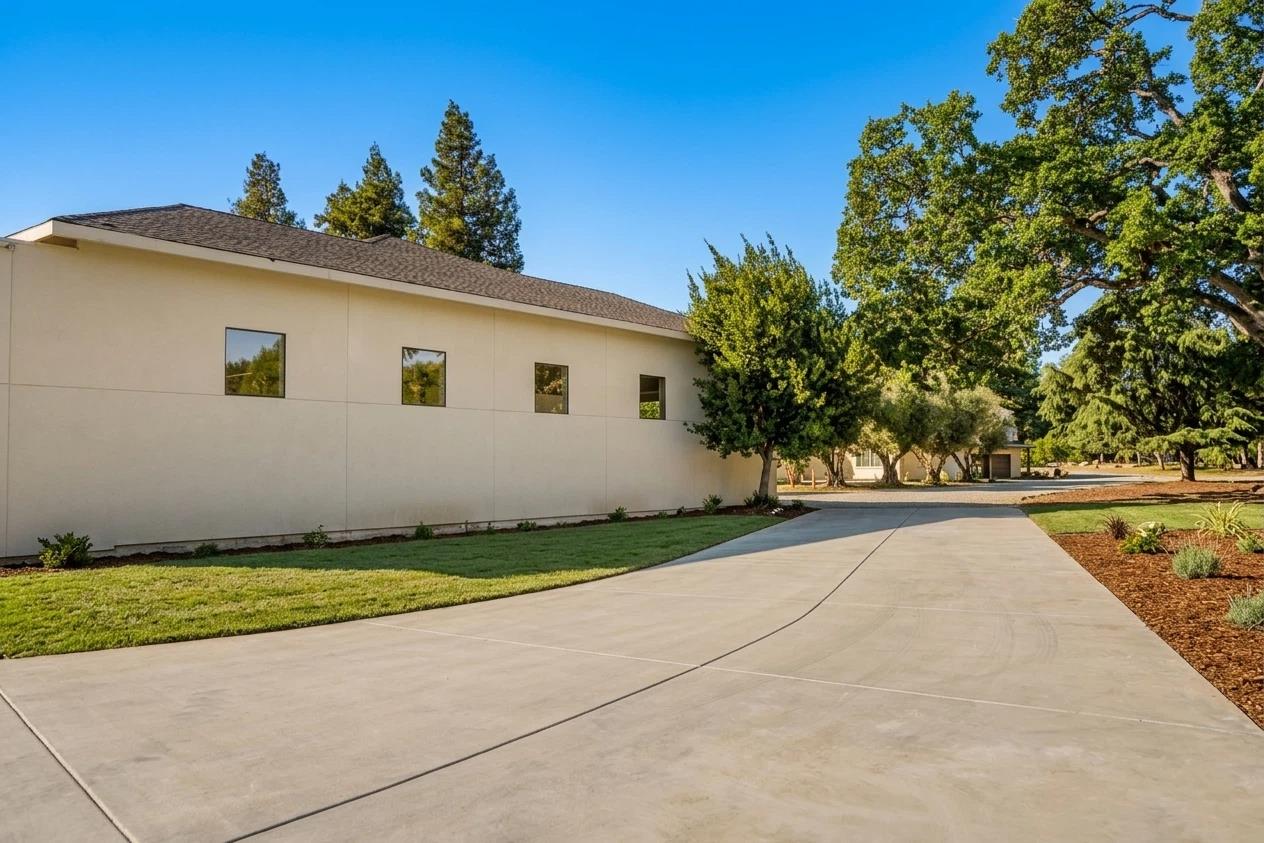 1080 Finley Road