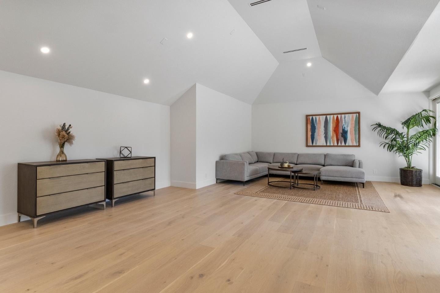 1080 Finley Road