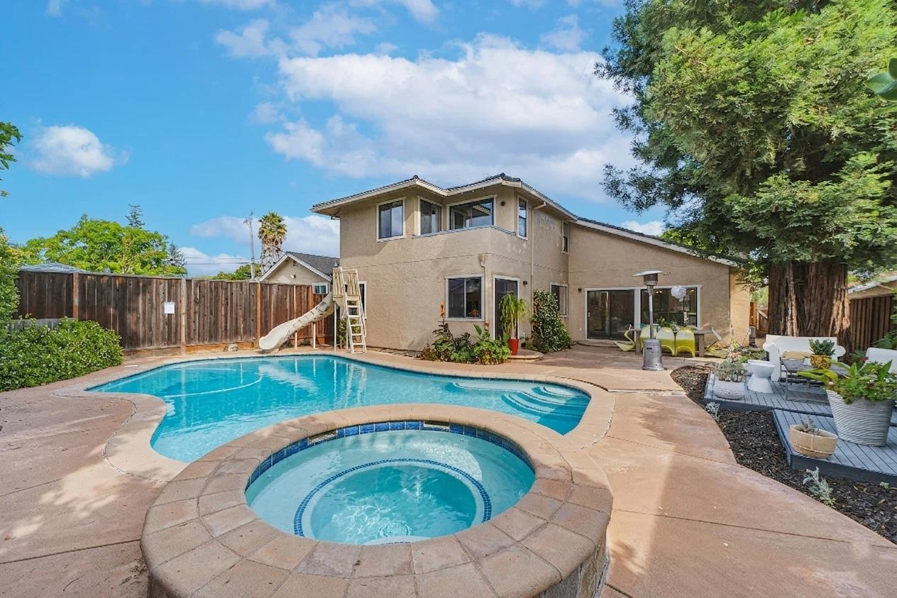 1497 Shinn Court