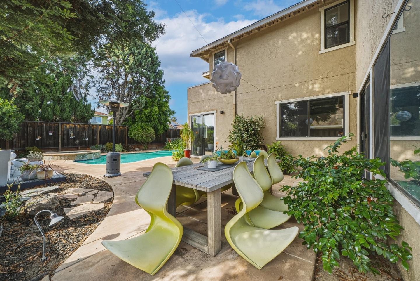 1497 Shinn Court