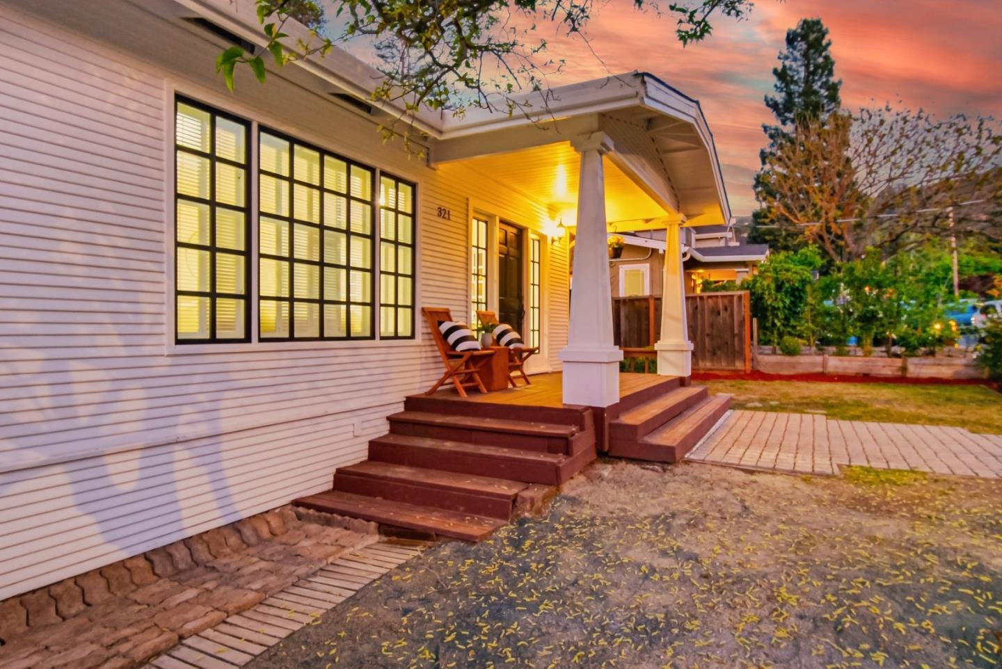 321 Johnson Avenue