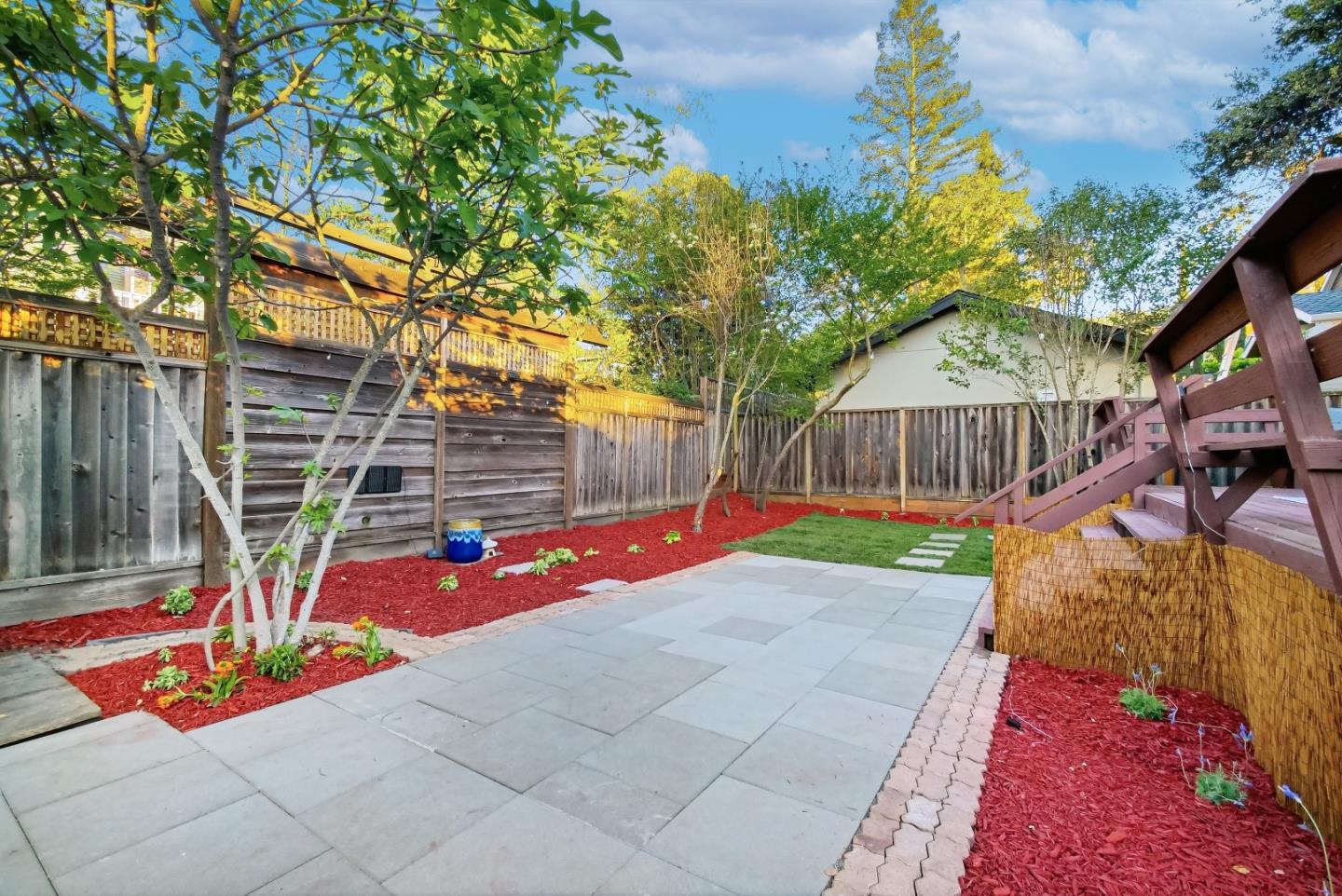 321 Johnson Avenue