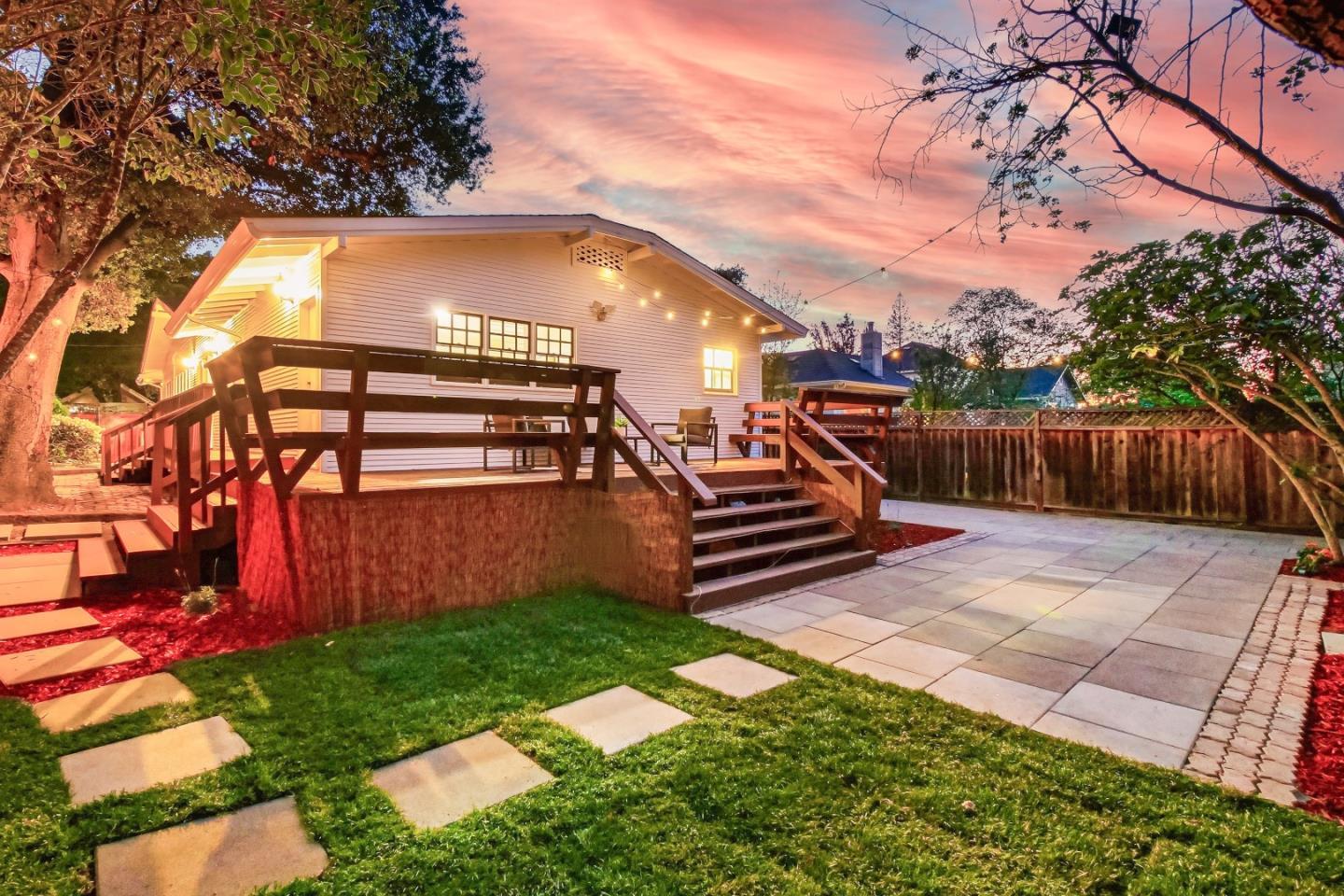 321 Johnson Avenue